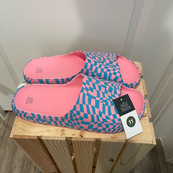 Slides - Picture 2 of 4